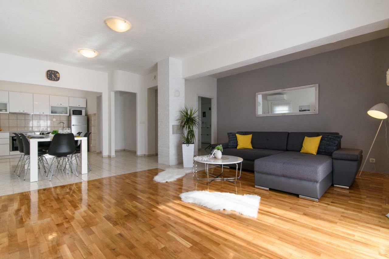 Apartmani Ville Vengo Trogir Exterior photo